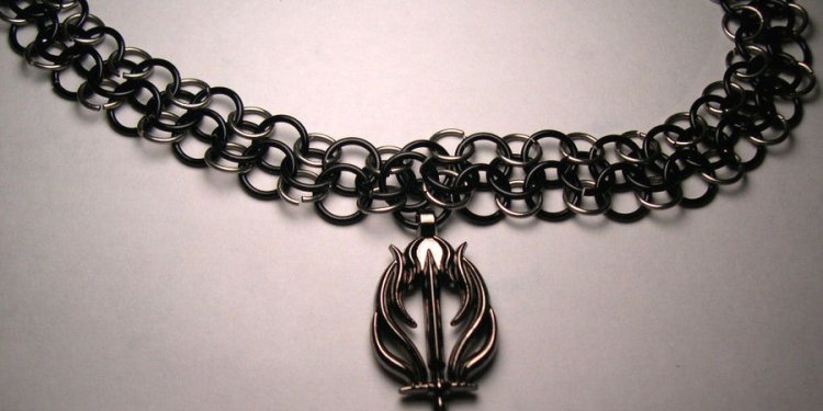 Dragon Age Silver chain